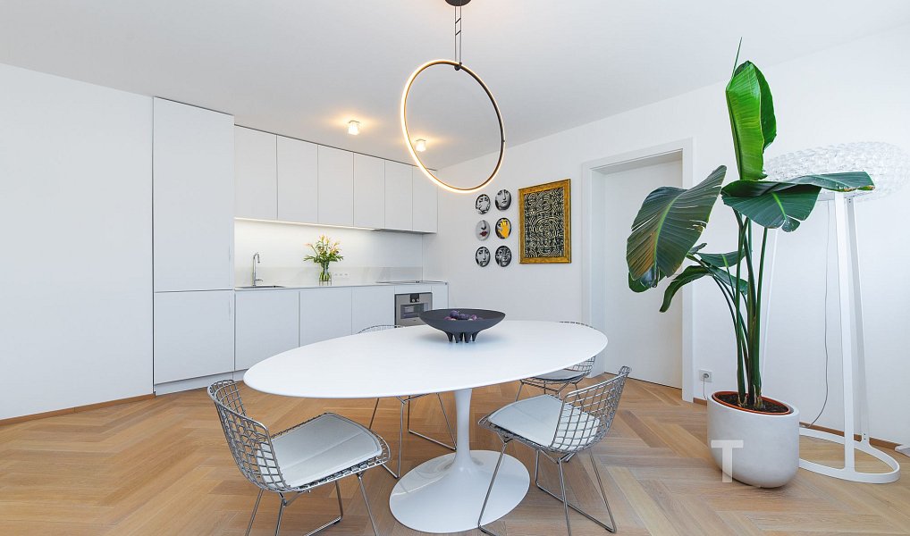 Prodej bytu 3+kk 70 m², Komenského, Letovice, okres Blansko