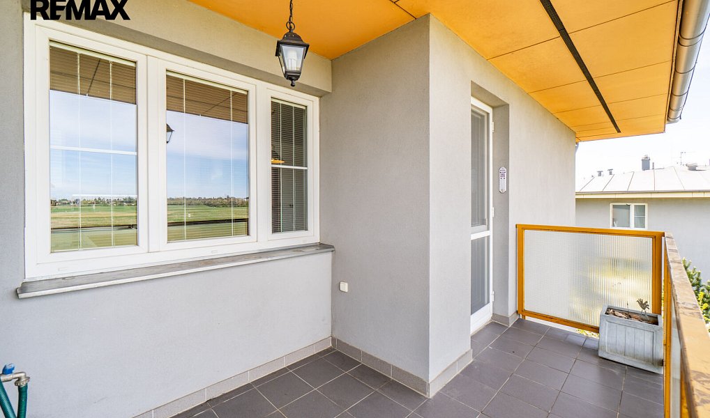 Pronájem bytu 2+kk 55 m², Šestajovice – náhled fotky 6