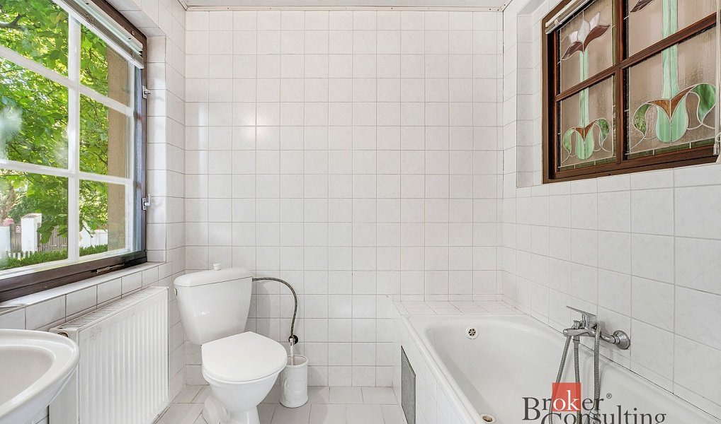 Prodej domu 200 m² s pozemkem 342 m², Varnsdorf – náhled fotky 8
