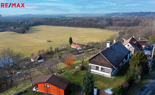 Prodej chaty/chalupy 259 m² s pozemkem 2 086 m², Poběžovice u Holic, okres Pardubice