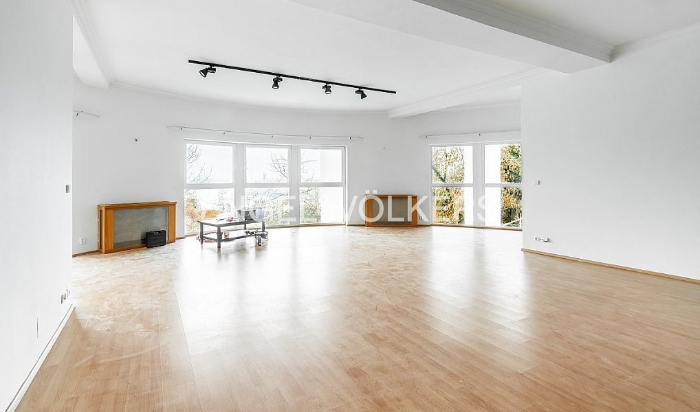 Pronájem domu 801 m² s pozemkem 1 299 m², Praha – náhled fotky 6
