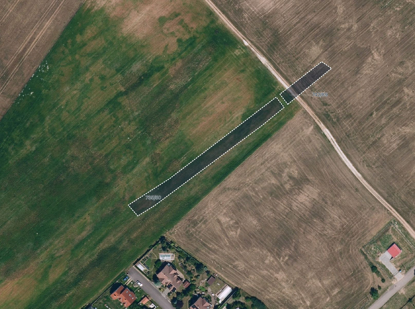 Prodej pole 6 328 m²