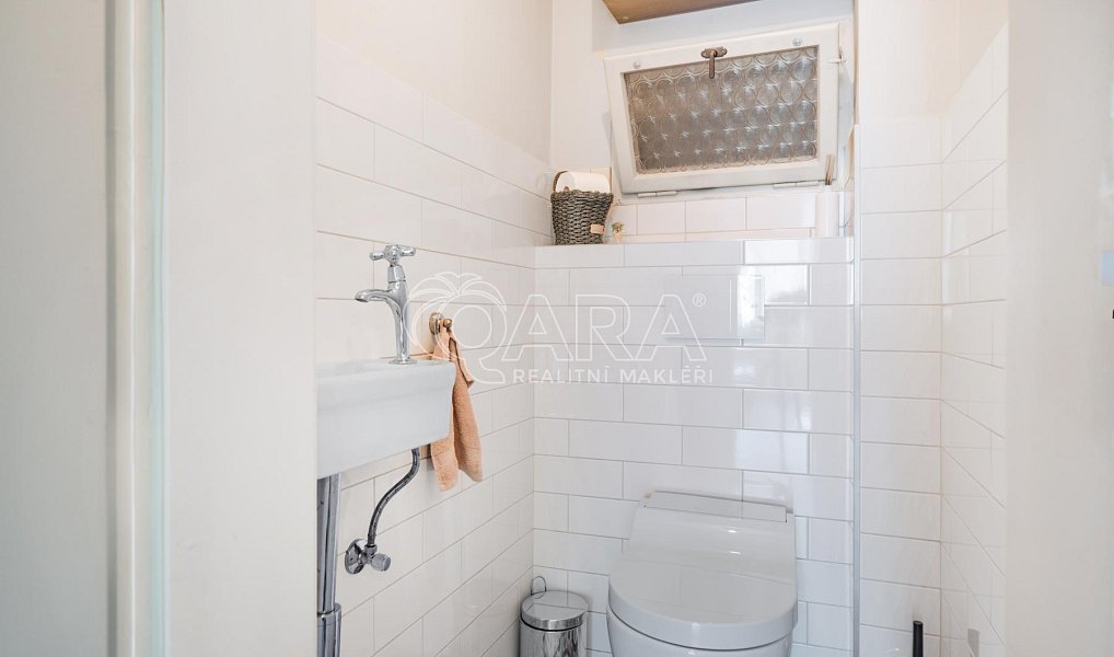 Prodej bytu 3+1 77 m², Praha – náhled fotky 15