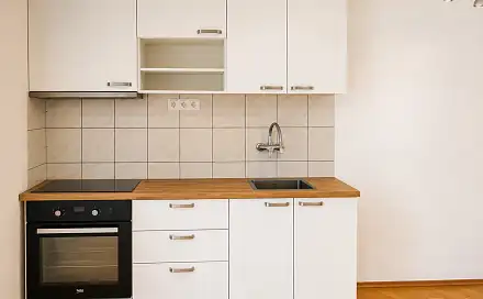 Pronájem bytu 1+1 51 m²