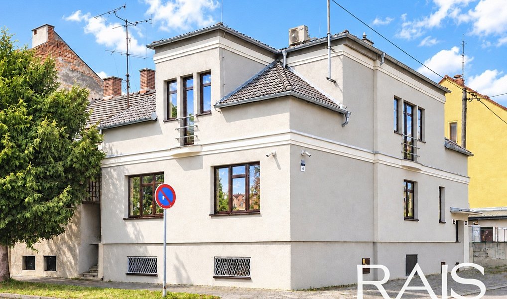 Prodej ubytovacího objektu 235 m², Hodonín – náhled fotky 2