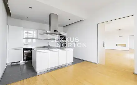 Pronájem bytu 5+1 204 m²