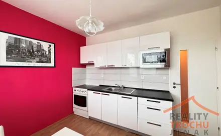 Prodej bytu 1+1 40 m², třída Edvarda Beneše, Hradec Králové - Nový Hradec Králové