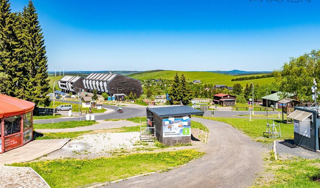 Prodej bytu 2+kk 68 m², Loučná pod Klínovcem – náhled fotky 16