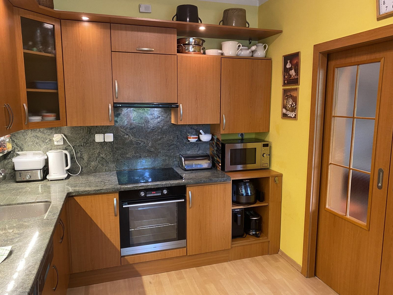 Prodej bytu 2+1 69 m² — photo 2