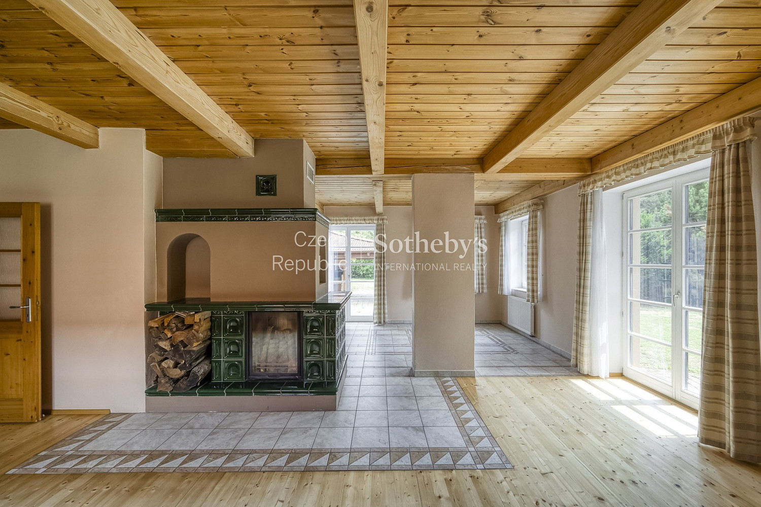 Prodej domu 331 m² s pozemkem 2 779 m² – fotografie 3