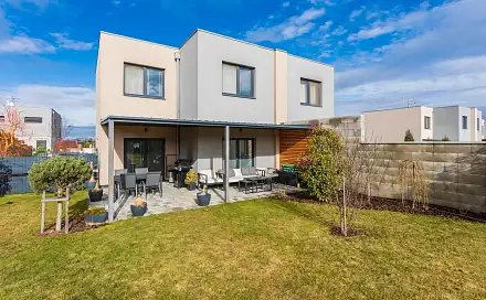 Prodej domu 120 m² s pozemkem 646 m², K Vlkánici, Bašť, okres Praha-východ