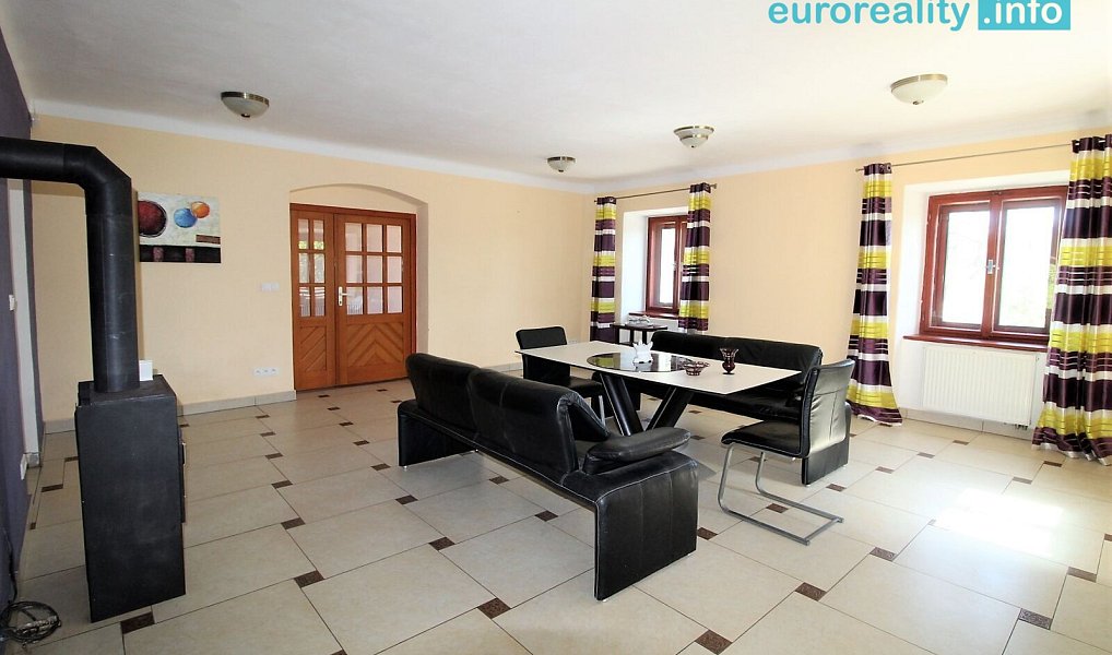 Prodej zemědělského objektu 389 m², Polevsko – náhled fotky 2