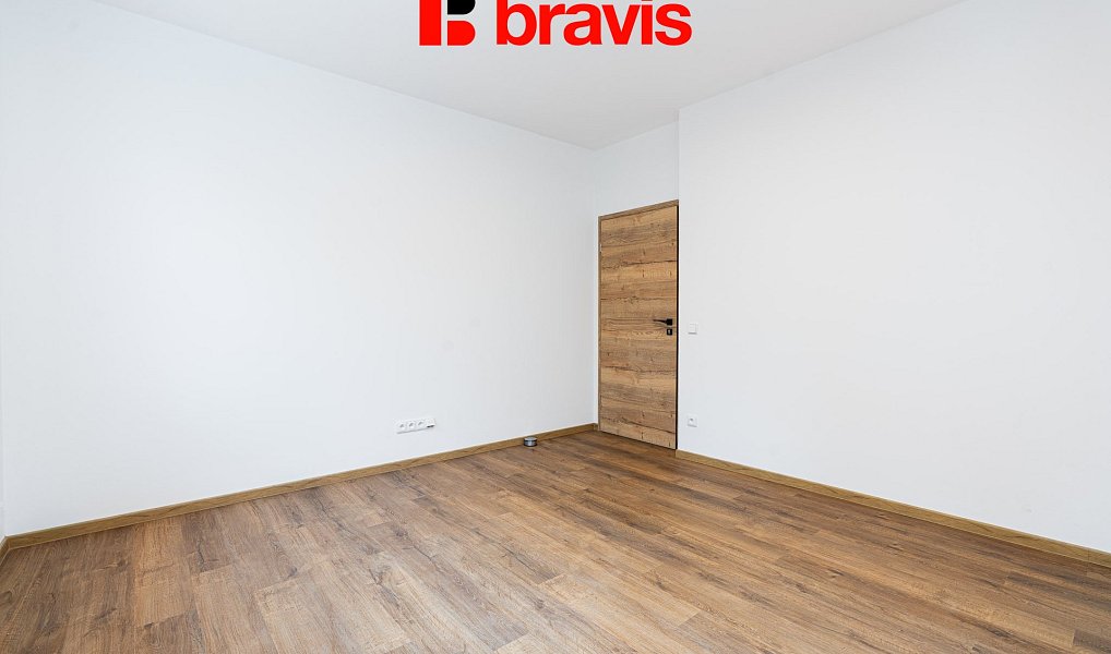 Pronájem domu 230 m² s pozemkem 414 m², Brno – náhled fotky 19