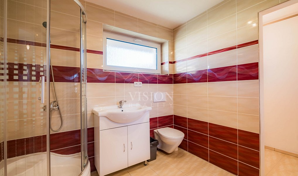 Prodej domu 238 m² s pozemkem 811 m², Třešovice – náhled fotky 12