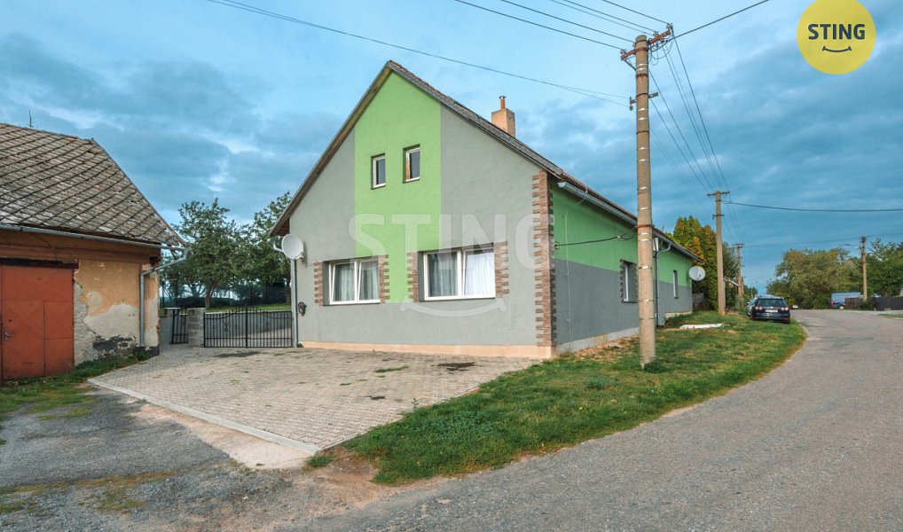 Prodej domu 220 m² s pozemkem 850 m², Prosetín – náhled fotky 2