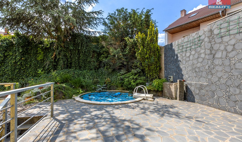 Prodej domu 280 m² s pozemkem 324 m², Bílina – náhled fotky 3
