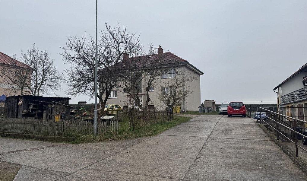 Prodej nájemního domu, činžáku 240 m², Milčice – náhled fotky 5