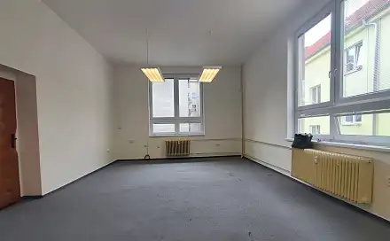 Pronájem kanceláře 36 m², Masarykova třída, Opava - Město
