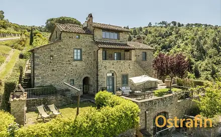 Prodej domu 350 m² s pozemkem 1 000 m², Cortona, Itálie