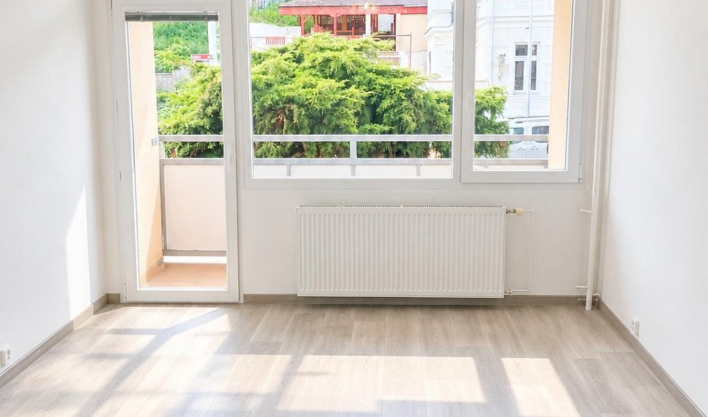 Pronájem bytu 3+1 84 m², Teplice – náhled fotky 5