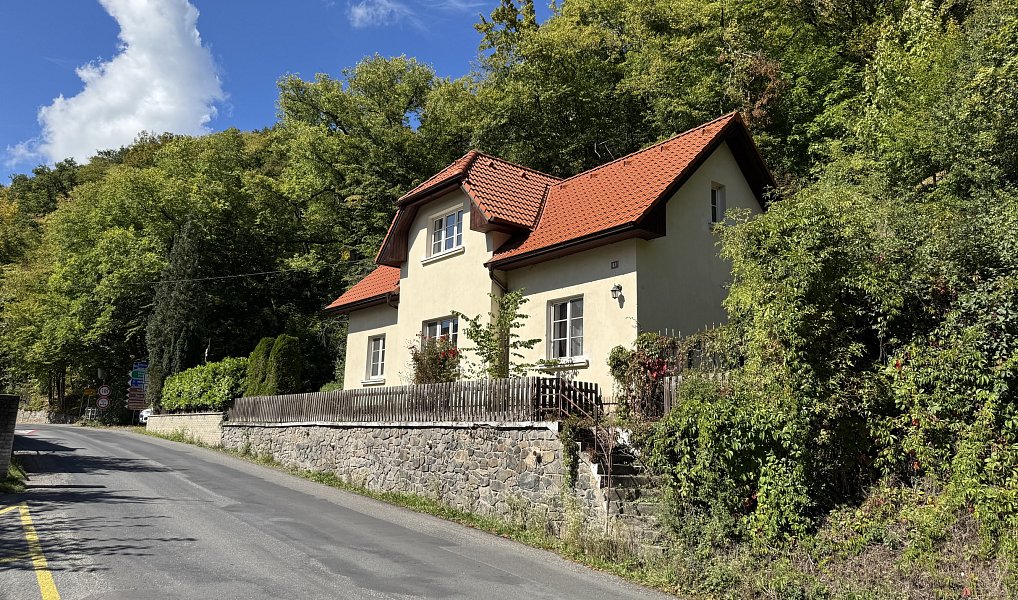 Prodej domu 108 m² s pozemkem 305 m², Velká Buková – náhled fotky 2