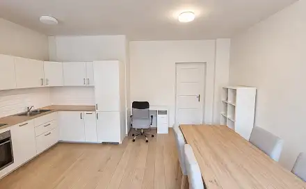 Pronájem bytu 3+kk 69 m², Evropská, Praha 6 - Dejvice