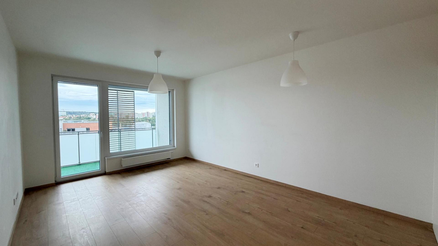 Pronájem bytu 2+kk 52 m² – fotografie 3