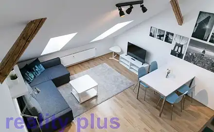 Pronájem bytu 3+kk 77 m²