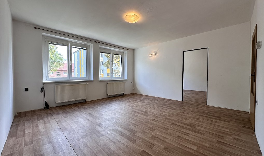 Pronájem bytu 2+1 60 m², Habartov – náhled fotky 2