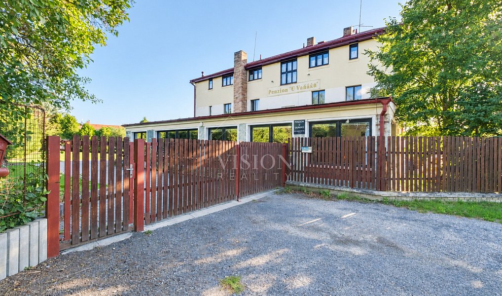 Prodej ubytovacího objektu 1 050 m², Varvažov – náhled fotky 28