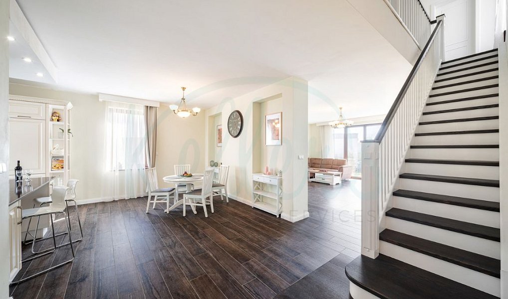 Prodej domu 244 m² s pozemkem 972 m², Vysoký Újezd – náhled fotky 6