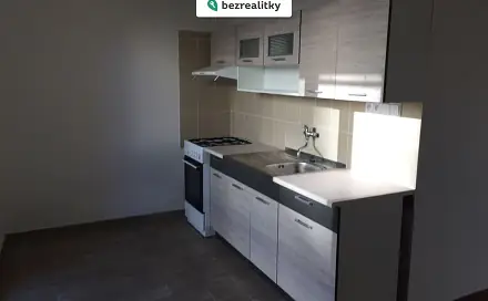 Prodej bytu 1+kk 33 m², Josefa Čapka, Kladno - Kročehlavy