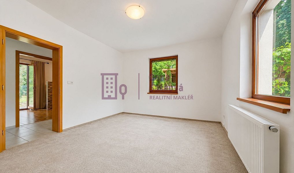 Prodej domu 210 m² s pozemkem 2 641 m², Rodvínov – náhled fotky 17