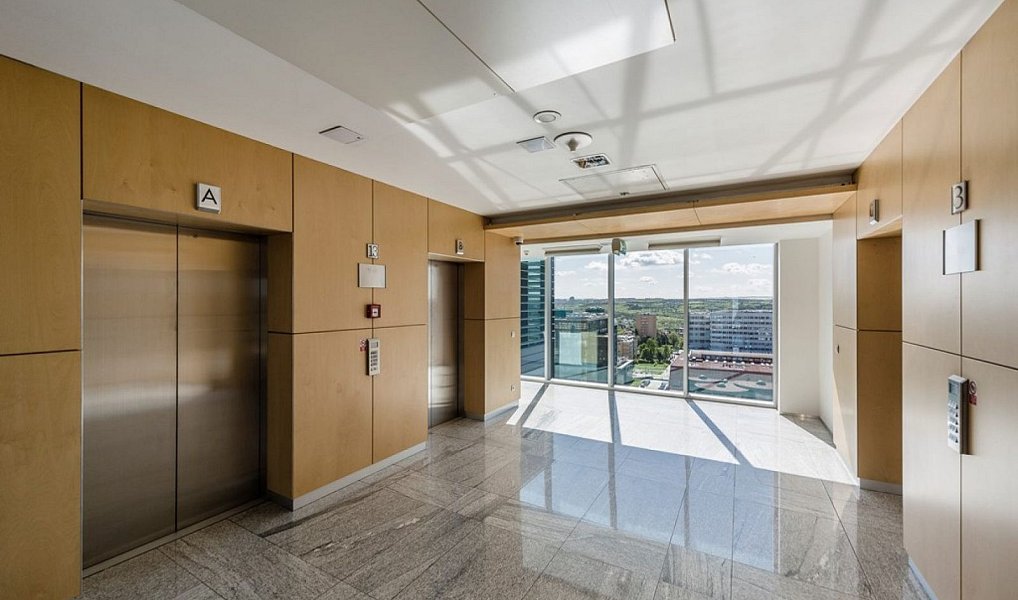Pronájem kanceláře 463 m², Praha – náhled fotky 8