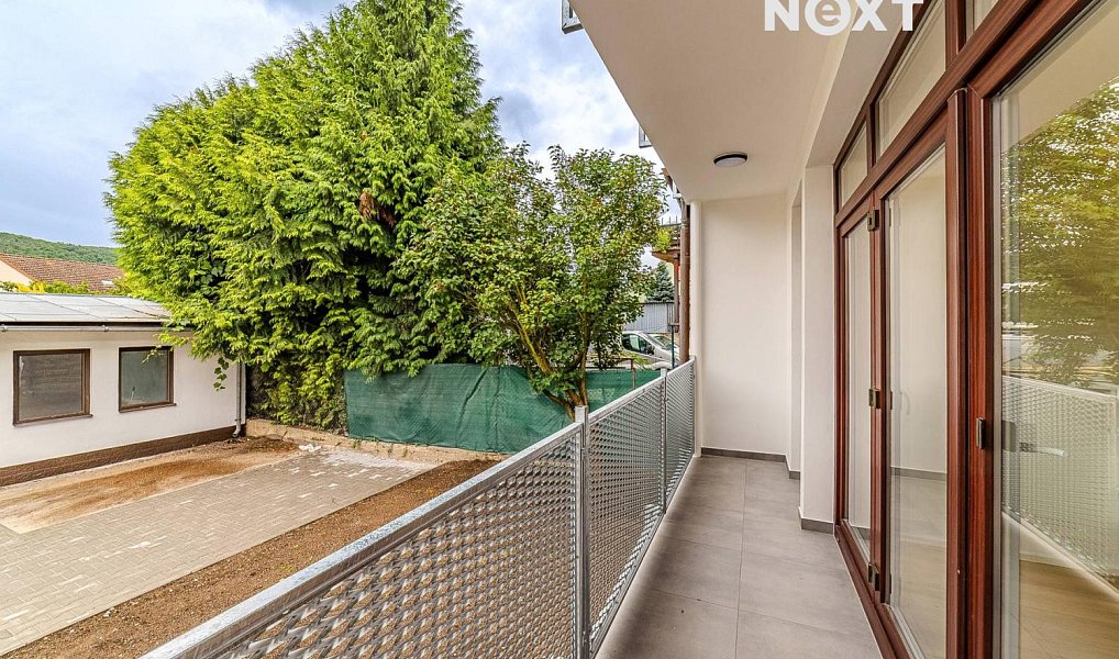 Prodej bytu 2+kk 79 m², Praha – náhled fotky 11