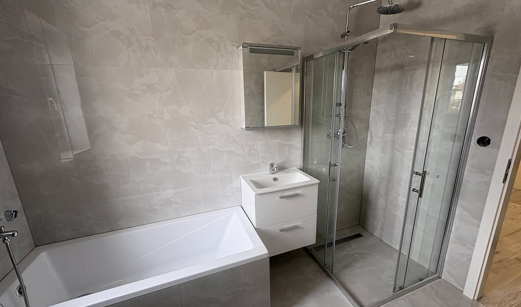 Prodej domu 300 m² s pozemkem 632 m², Nová Paka – náhled fotky 14