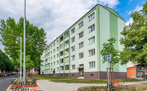 Prodej bytu 2+1 55 m², Kollárova, Ostrov, okres Karlovy Vary
