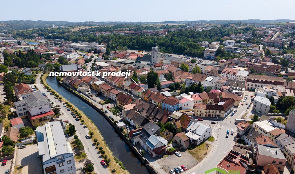 Prodej domu 222 m² s pozemkem 135 m², Velké Meziříčí – náhled fotky 31
