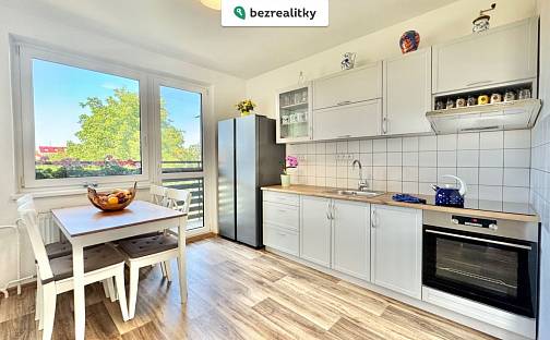 Prodej bytu 3+1 70 m², Bří Mrštíků, Velké Pavlovice, okres Břeclav