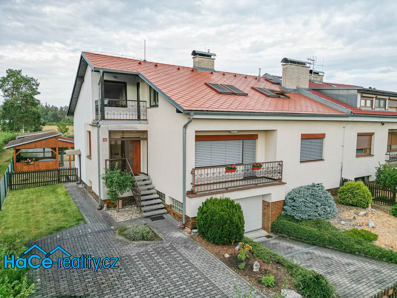 Pronájem bytu 2+kk 70 m²