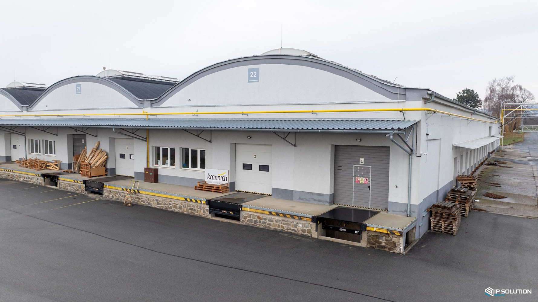 Pronájem skladovacích prostor 2 268 m²