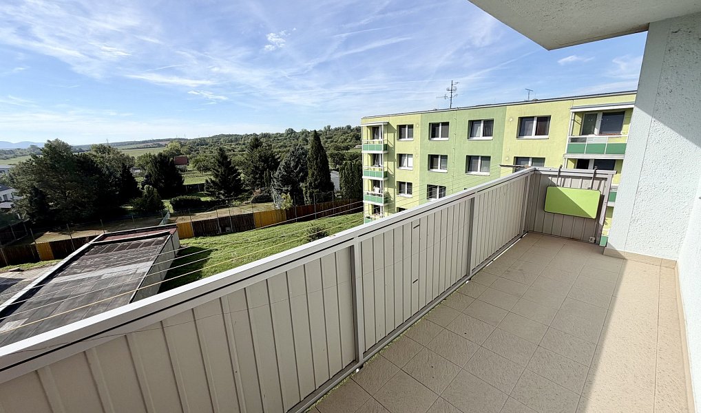Pronájem bytu 3+1 69 m², Hrušovany u Brna – náhled fotky 3