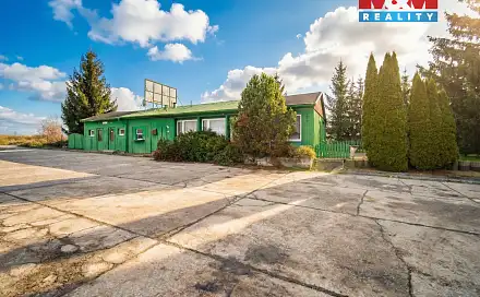 Prodej obchodních prostor 200 m², Lochenice, okres Hradec Králové