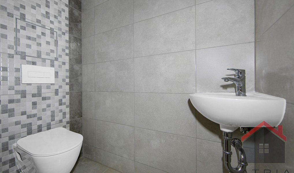 Prodej bytu 4+kk 104 m², Třemošná – náhled fotky 11