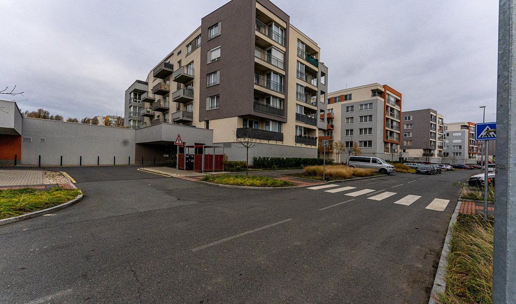 Pronájem bytu 3+kk 78 m², Praha – náhled fotky 20