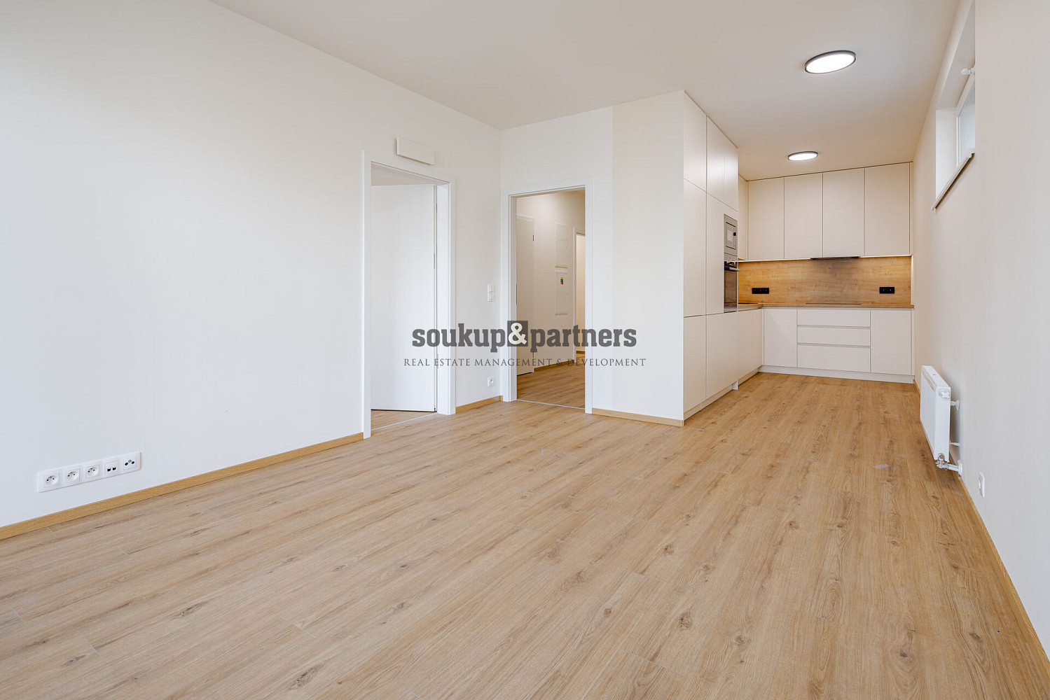Pronájem bytu 2+kk 53 m² – fotografie 3