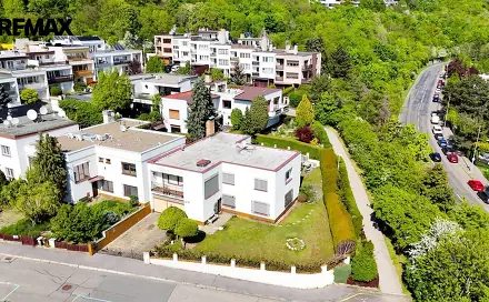 Prodej domu 280 m² s pozemkem 615 m², Pod Spiritkou, Praha 5 - Smíchov
