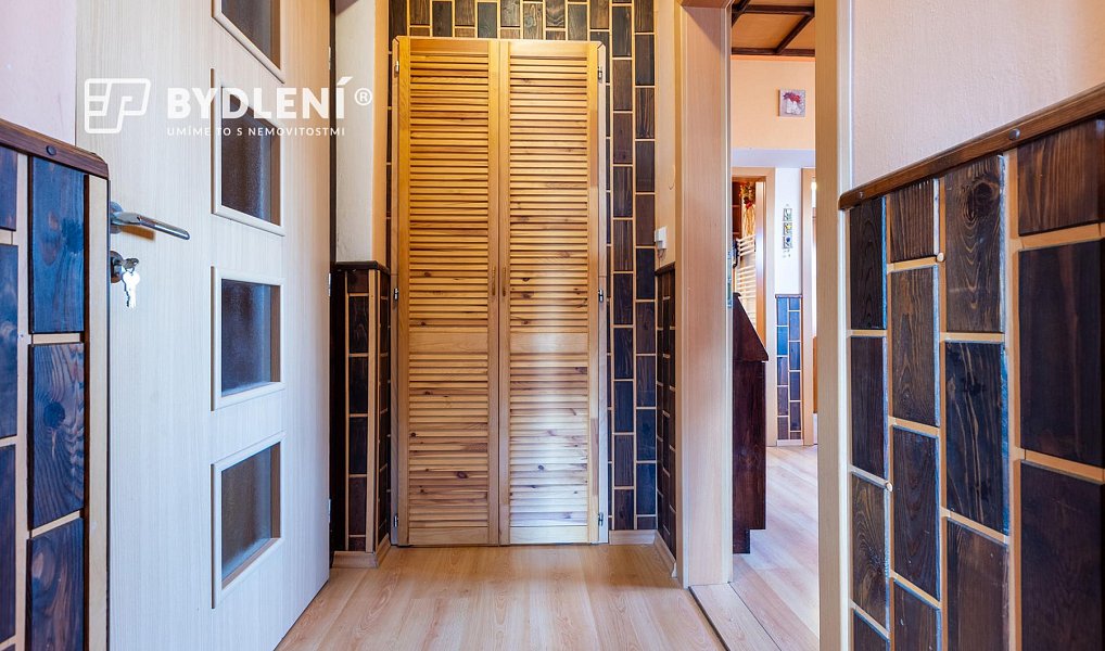 Prodej domu 318 m² s pozemkem 791 m², Krupka – náhled fotky 29