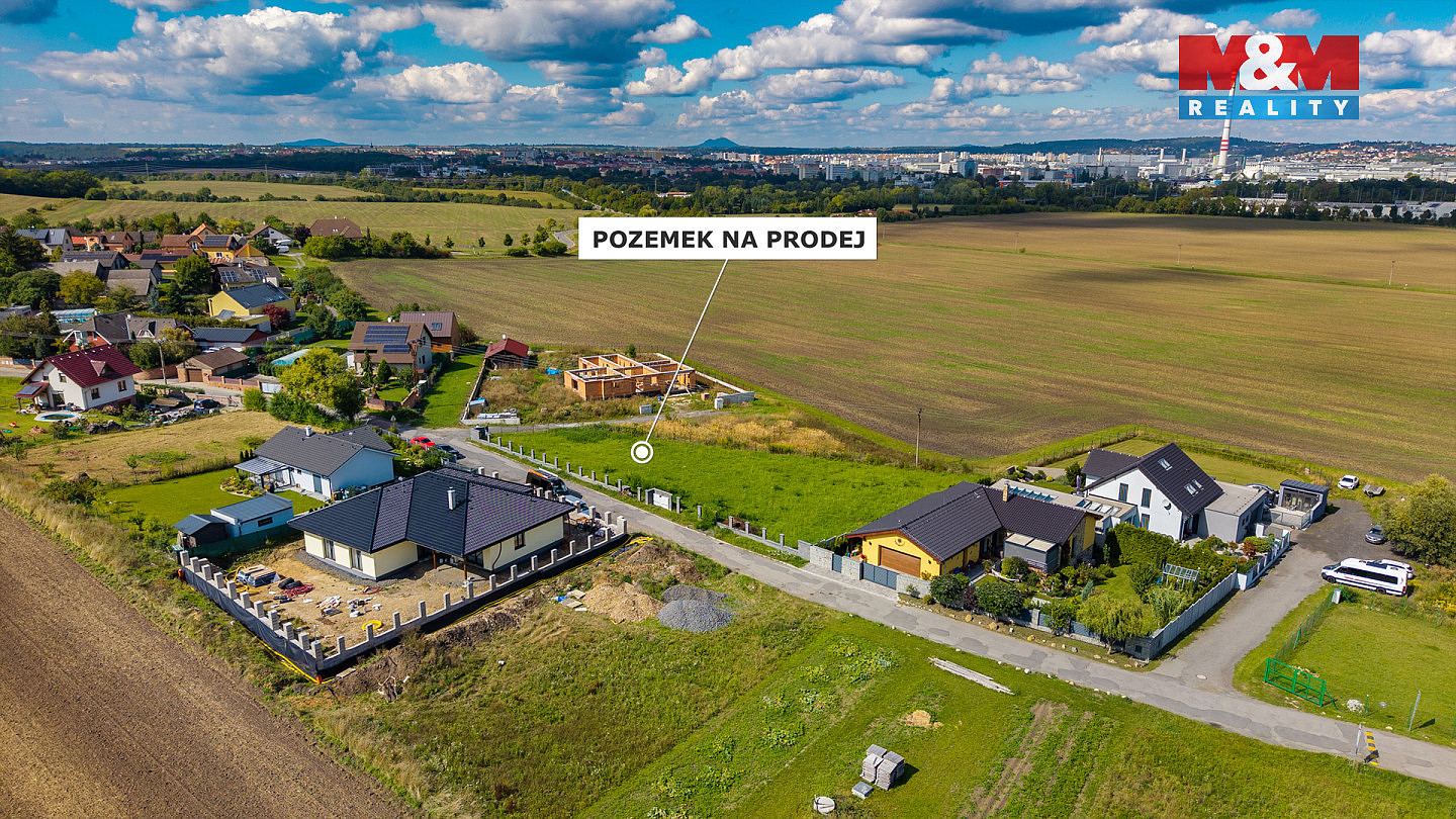 Prodej stavebního pozemku 853 m² — photo 3