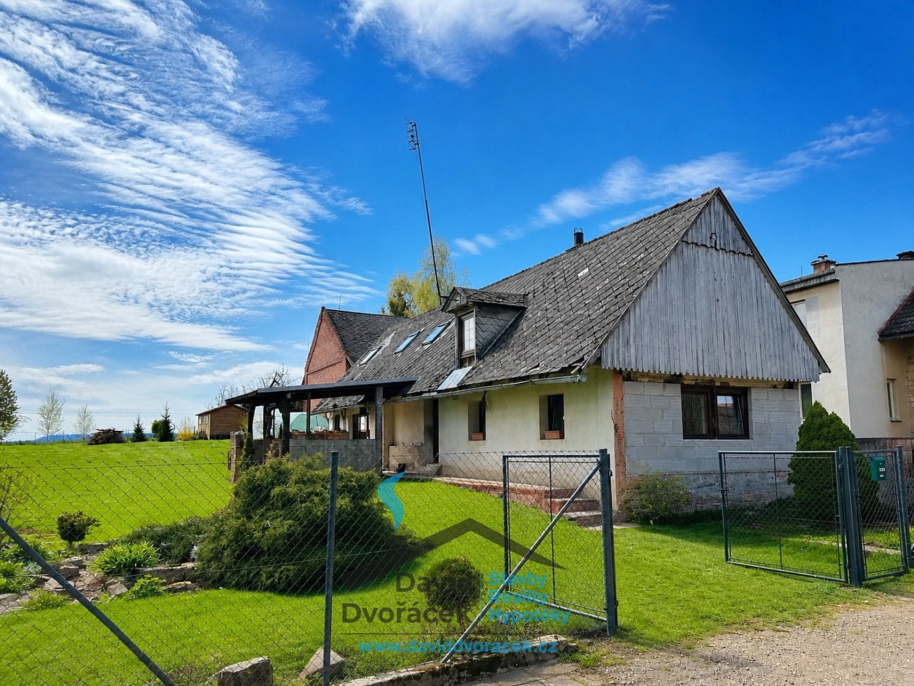 Prodej domu 120 m² s pozemkem 1 006 m²
